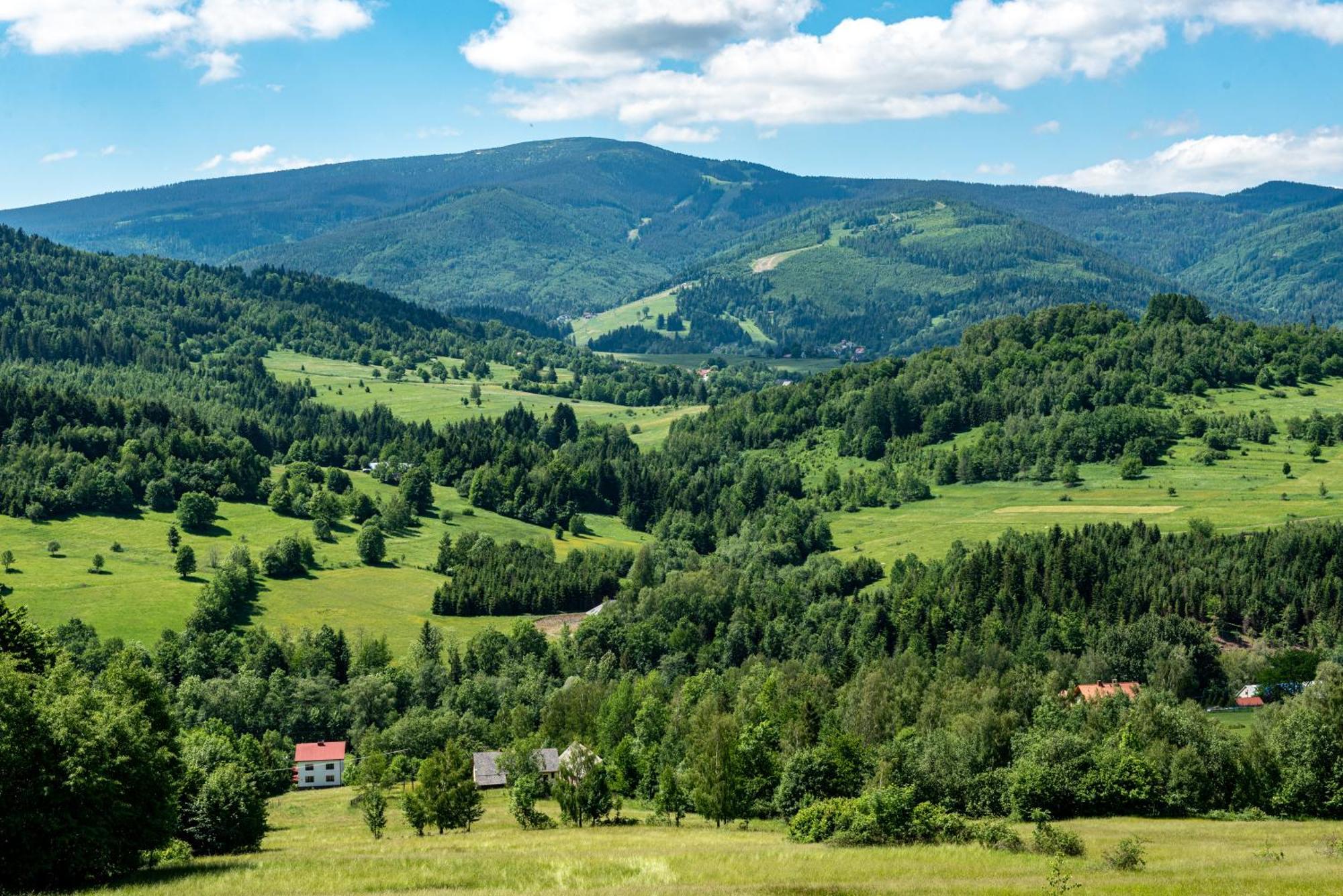 Obok Korbielowa